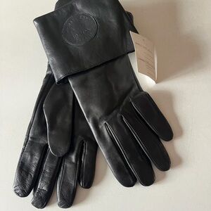 Beautiful brand new designer leather Michael Kors  gloves. Size 7.5